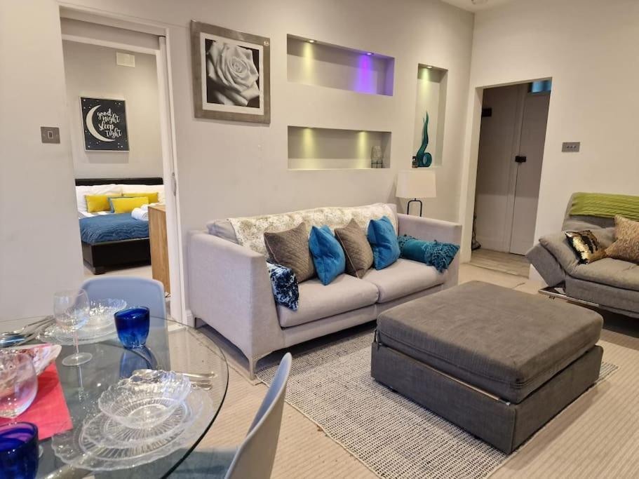 Quintessentially 'London' Flat 외부 사진